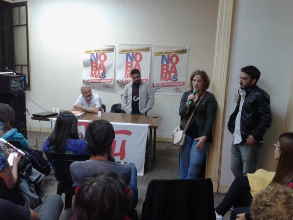 Sol Morano y Matías Colombatti en la charla La clase obrera a 40 años del golpe